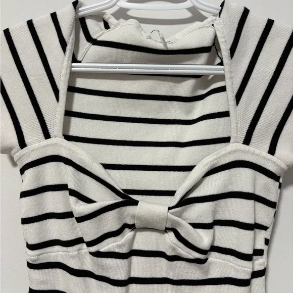 Striped top - Picture 3 of 3
